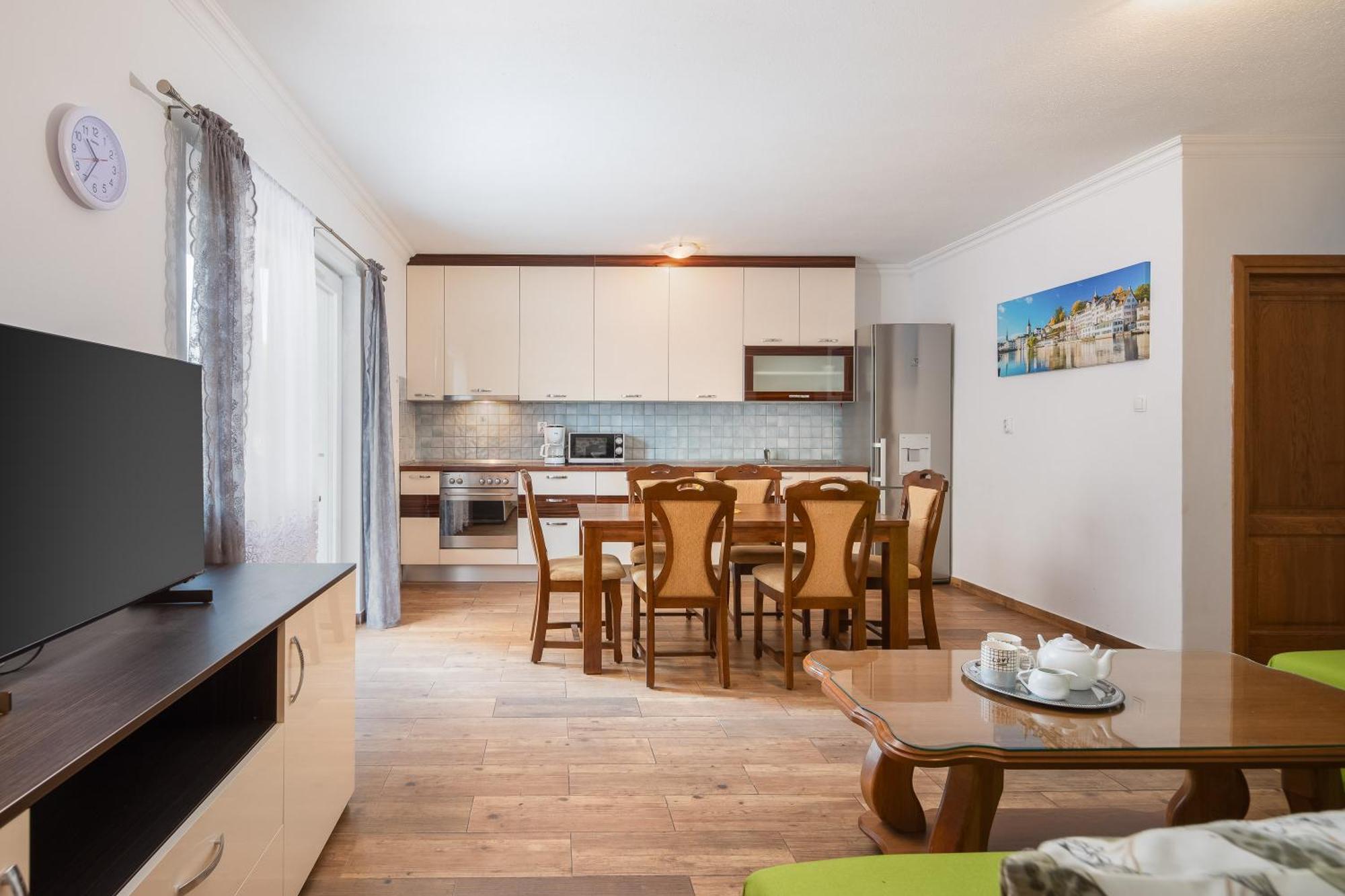 Apartment Jasmir - Free Parking Near The *